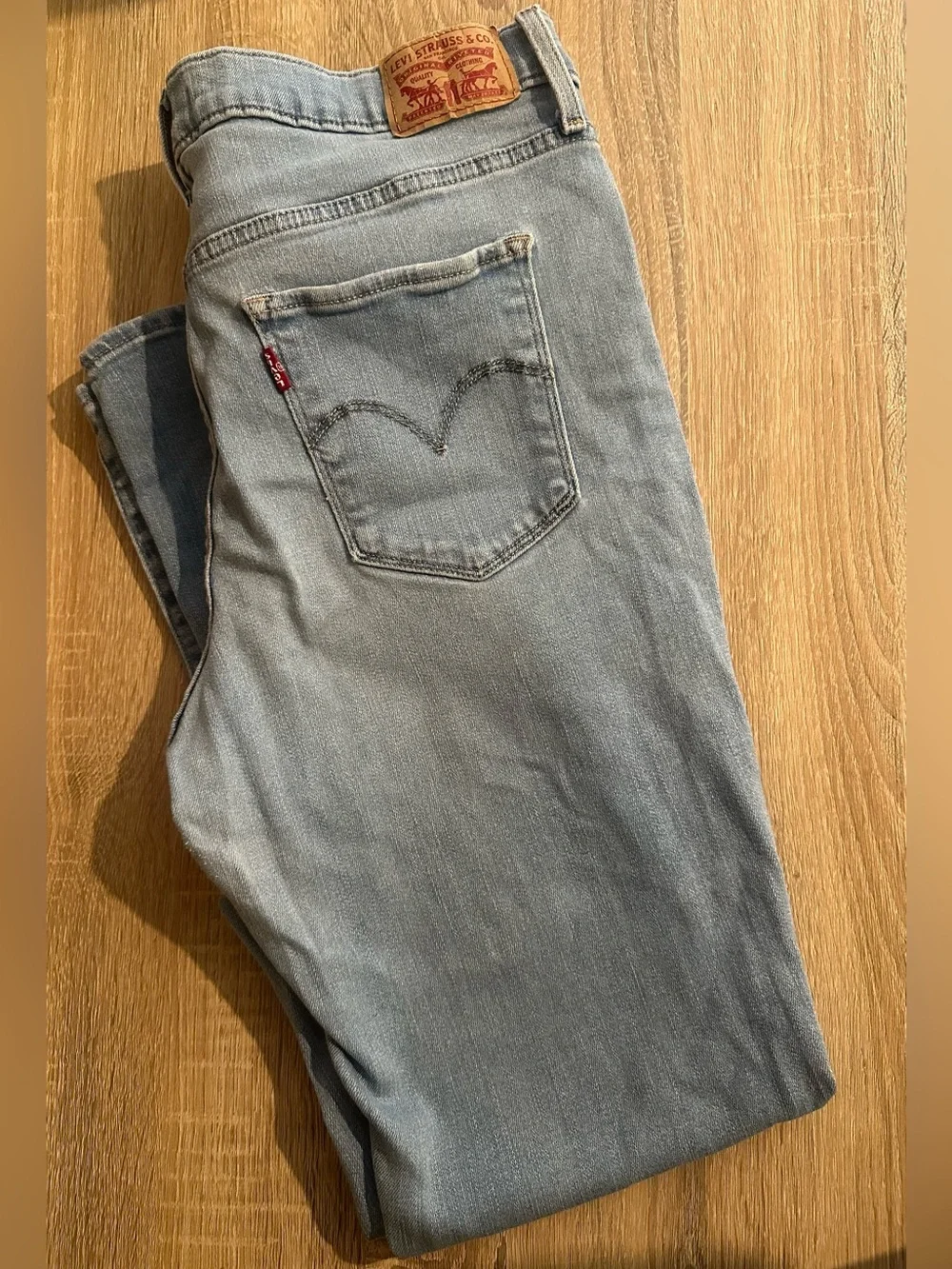 Levi's Light Wash Slim Straight Jeans